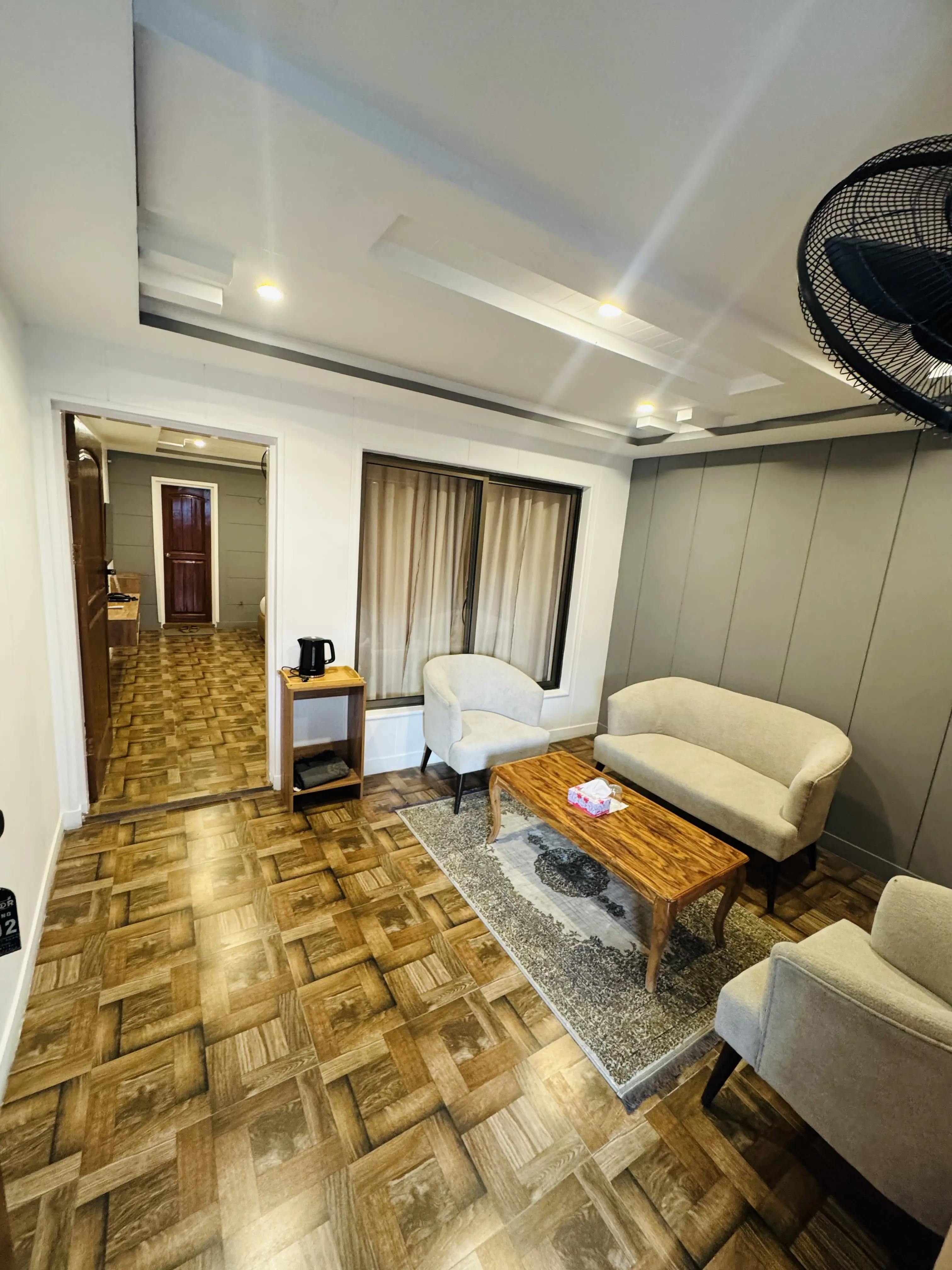 Deluxe King Room